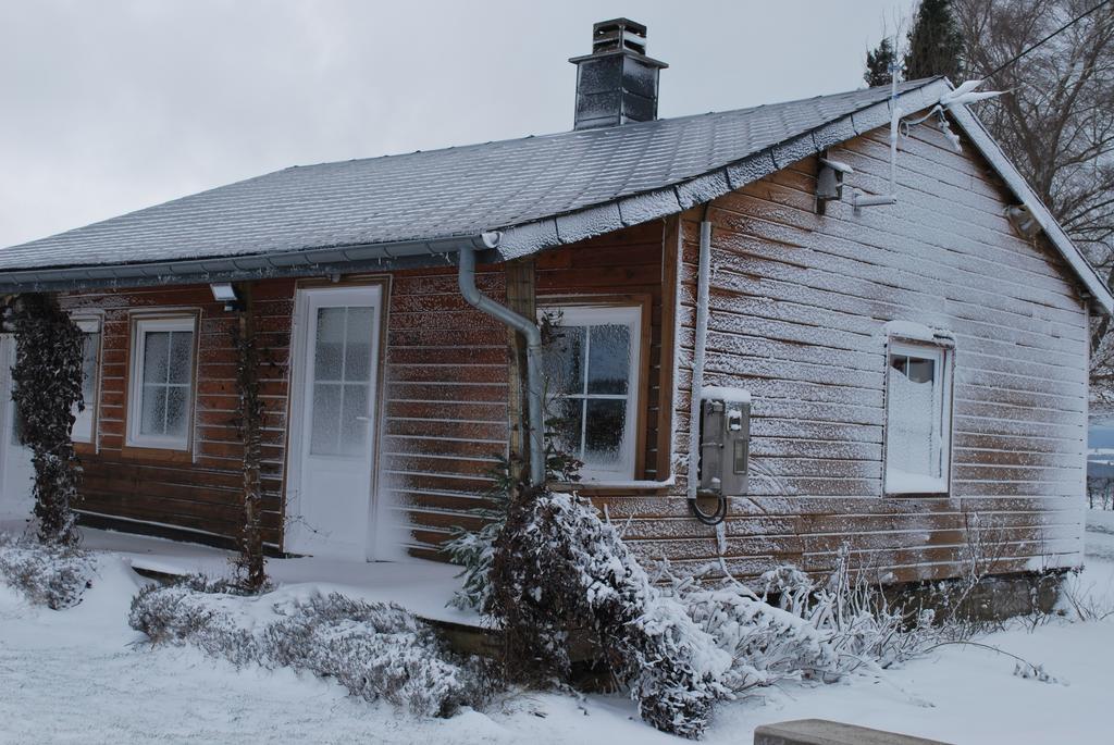 Le Chalet A Bonnerue Villa Houffalize Exterior photo